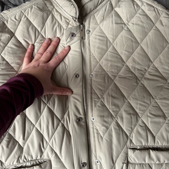 ZARA Beige Puffer Jacket - Picture 3 of 10